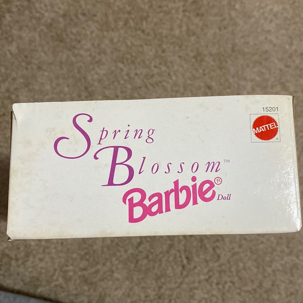 1995 Avon Spring Blossom Barbie - Picture 8 of 8